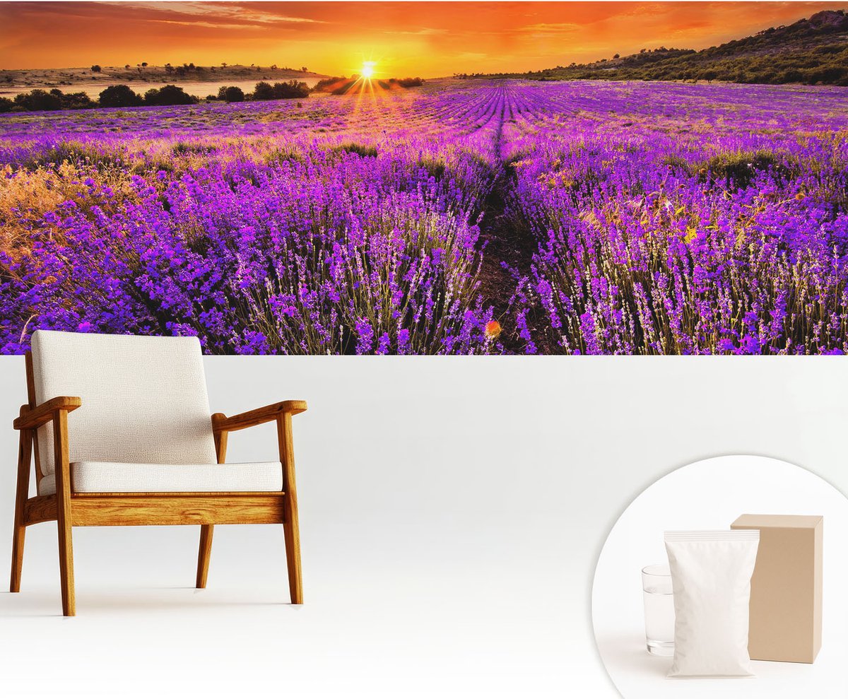 Wallfluent Fotobehang - Paars Vliesbehang - 250x104 cm - Lavendelzonsondergang Fotobehang Vlies - Woonkamer behang Landschappen - Muurschildering - Woonkamer behang