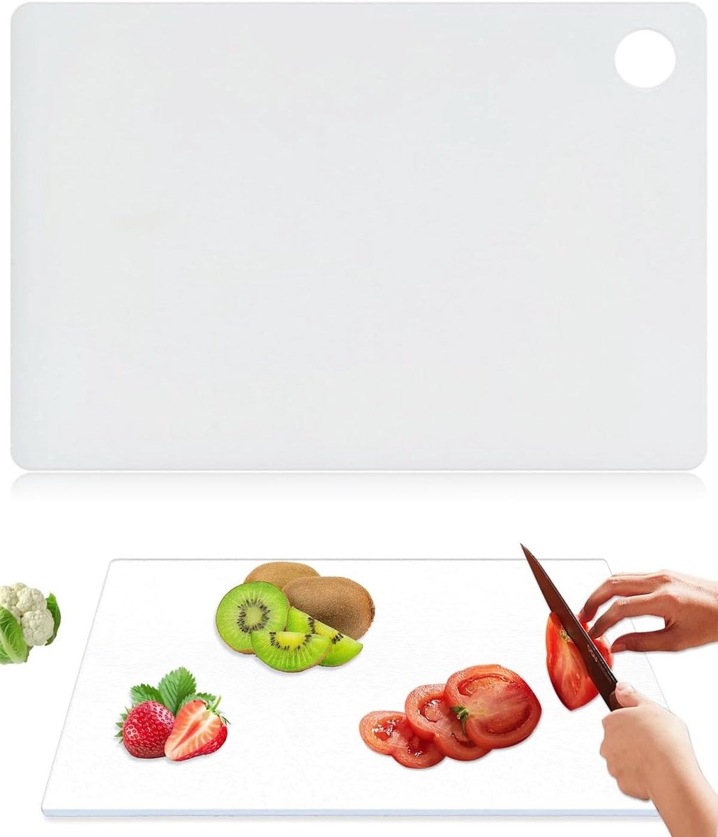 Snijplank van kunststof, BPA-vrij, gemakkelijk vast te houden, met ophanggaten, vaatwasmachinebestendig, antislip (30 x 20 x 0,8 cm)