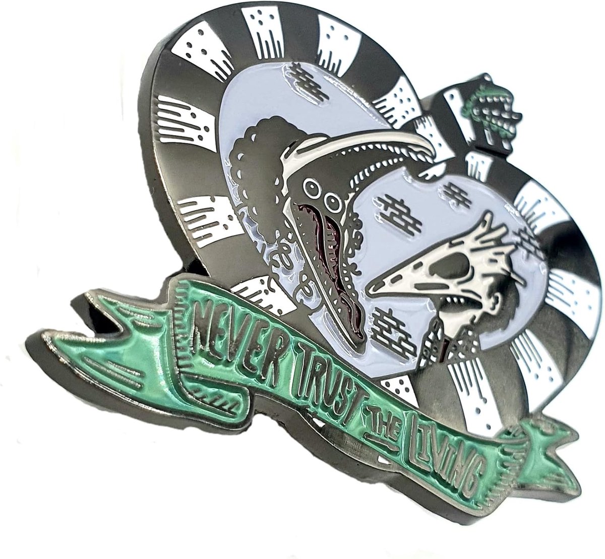 Metalen pin-badge "Never Trust The Living Horror" metaal