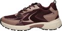 Wijnrode sneaker met taupe en metallic details, vetersluiting en witte zool.