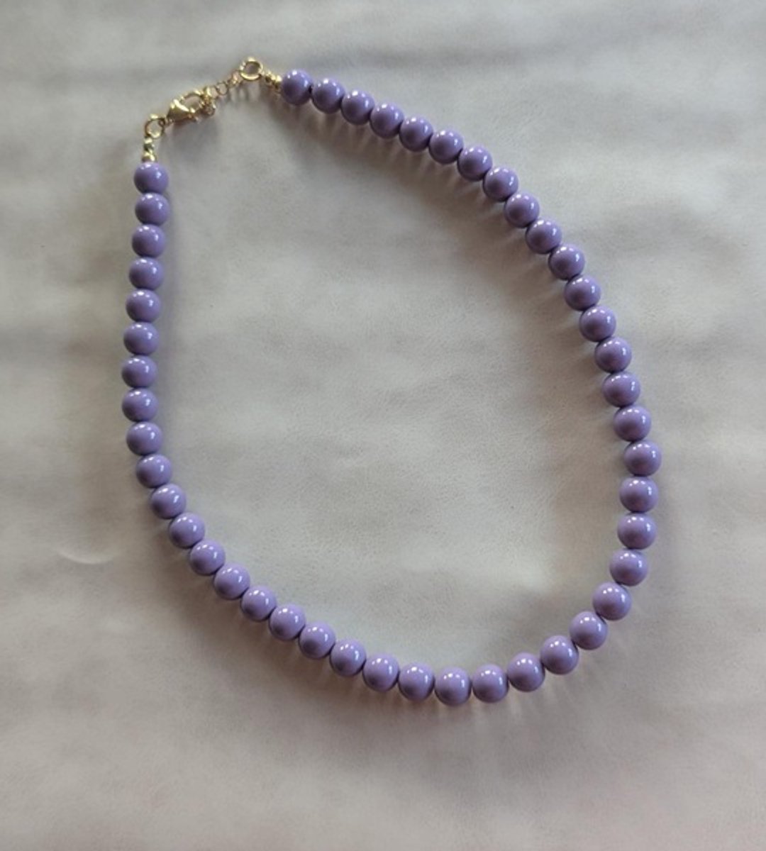 SWAN - halsketting - kralenketting - statement ketting - necklace - Milaan - kleine kralen - acryl - 10mm - paars - mauve paars