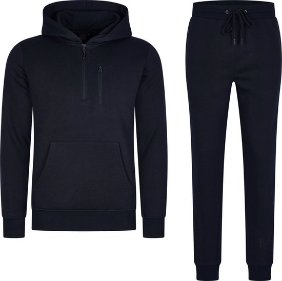 Survêtement noir Mario Russo comprenant un sweat à capuche à fermeture éclair quart et un pantalon de jogging à poignets.