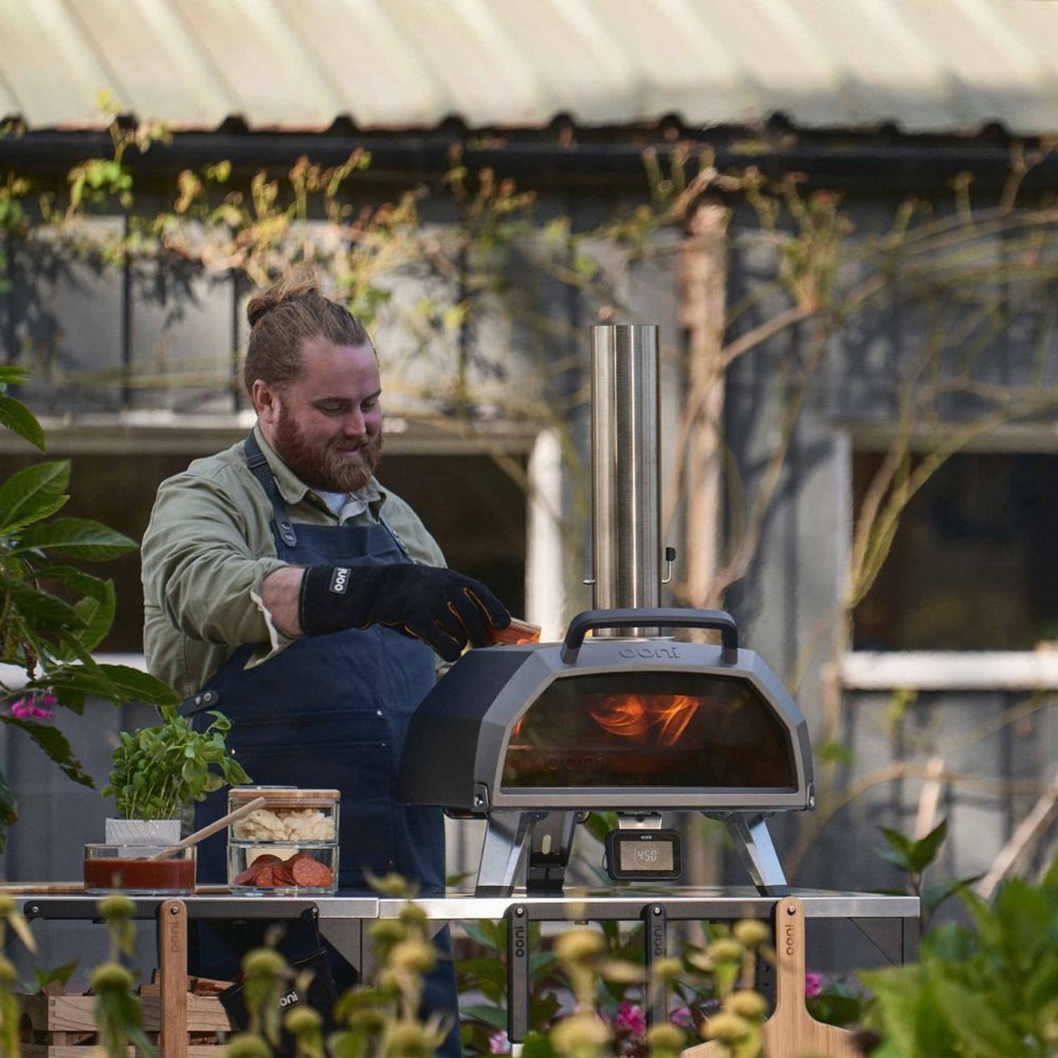 Ooni Karu 2 Pro - Multi-fuel Pizza Oven for Wood and Charcoal