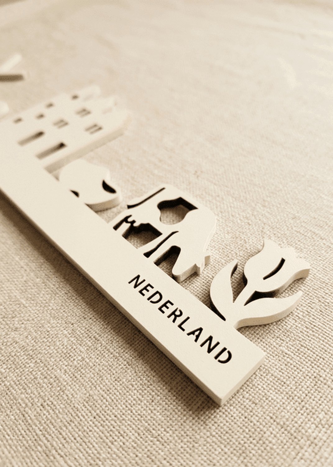 Houten Skyline Nederland | Wanddecoratie voor aan de muur | Wit MDF | 70 x 14 cm