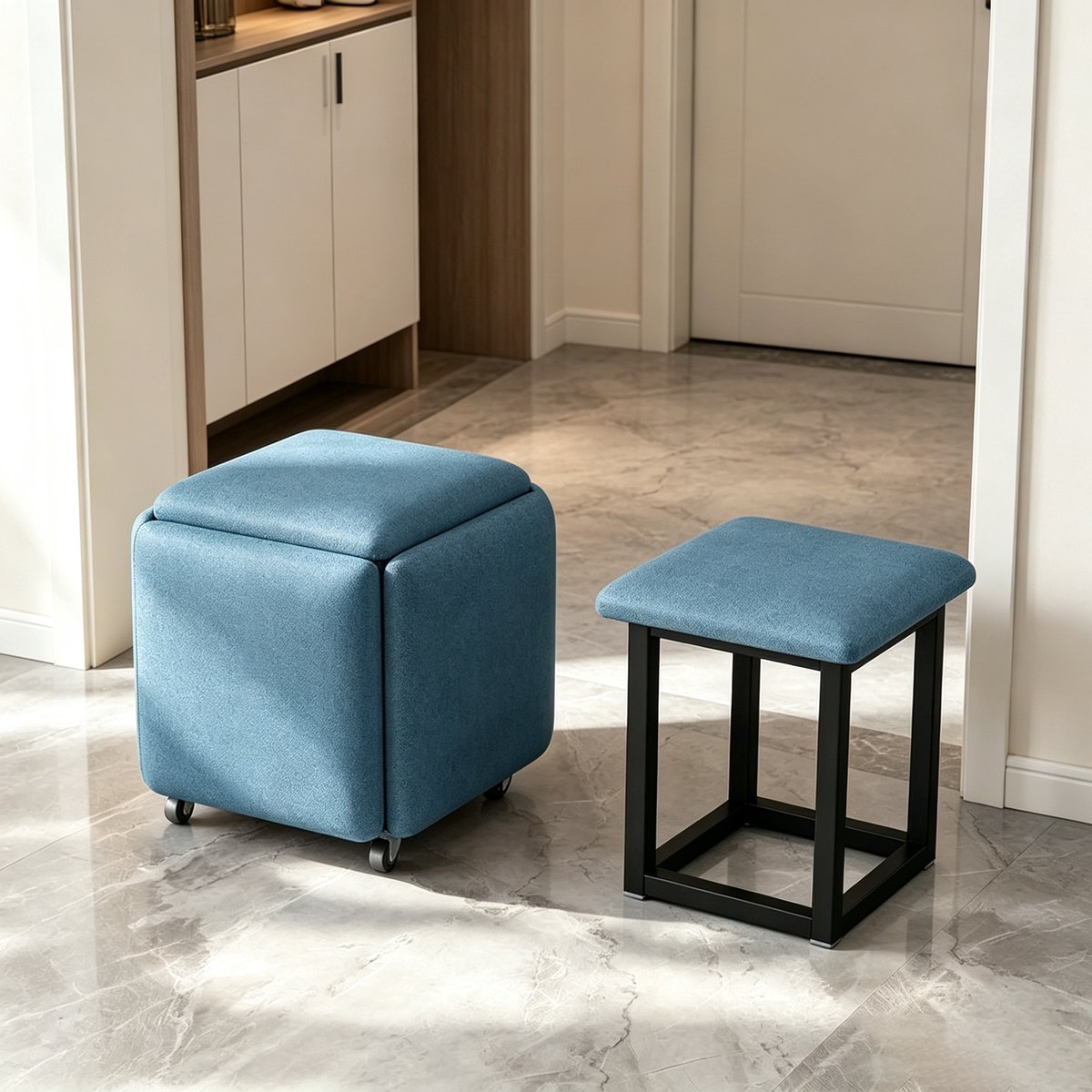 5-in-1 kubusvormige voetenbank met wielen stapelbare kubusvormige voetenbankcombinatie blauwe technische stof 35x35x35 cm geschikt voor woonkamers en hallen Het product bevat 5 krukjes
