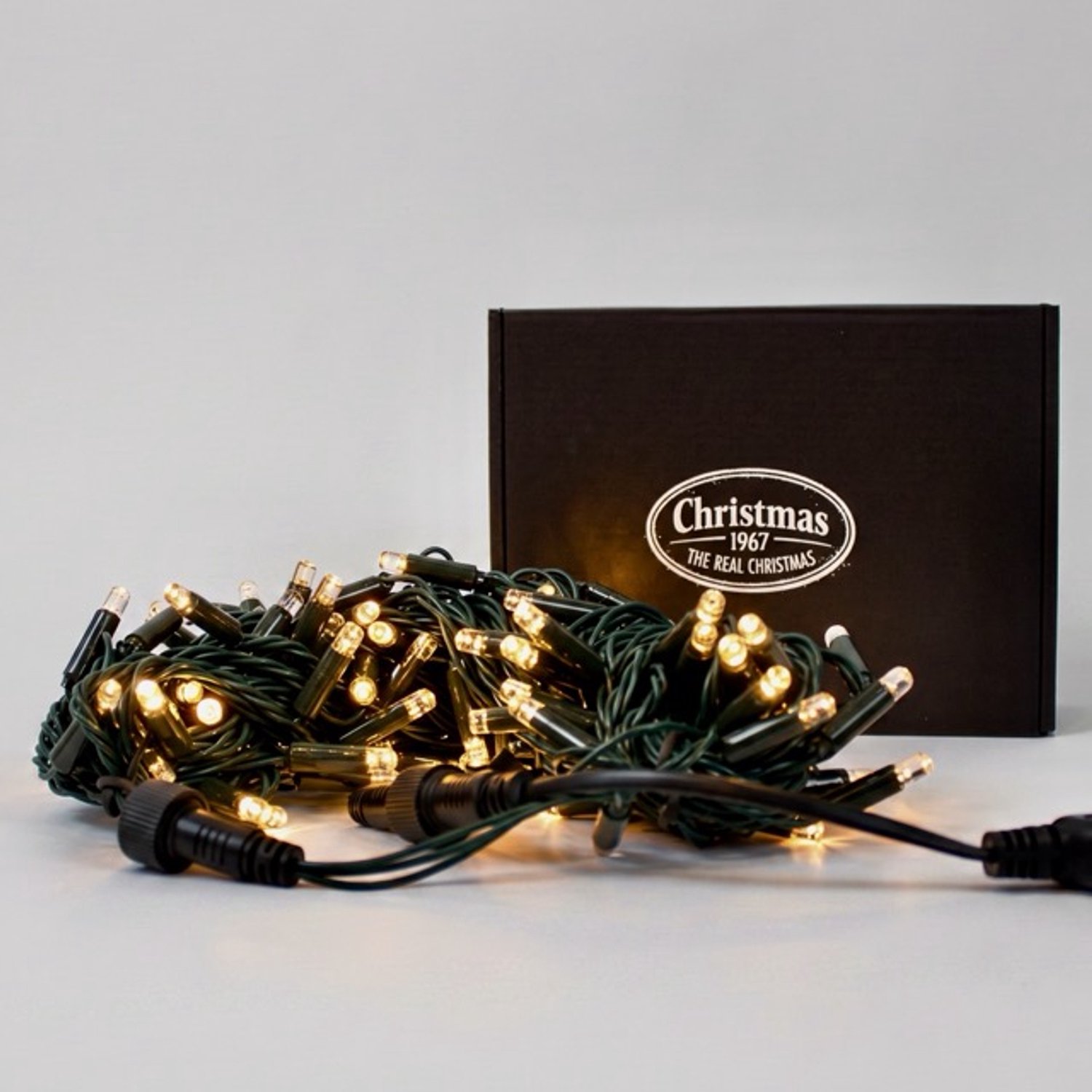 Levensechte Nordmann Kerstboom 180cm (zeer luxe en vol: 1.915 takjes, incl. 990 realistische takjes) - incl. 200 warm witte lampjes - 3 jaar Garantie - Unieke Natuurlijke Structuur - Zeer makkelijk op te zetten - Nederlands Design van Christmas1967 – foto 6