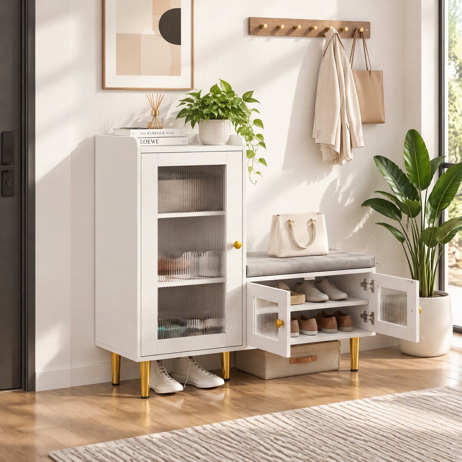 Schoenenkast met zitje, Schoenenbank met 3 deuren en verstelbare schotten, Moderne halinrichting met goudkleurige metalen poten en handgrepen, 100 x 35 x 82,5 cm, Wit