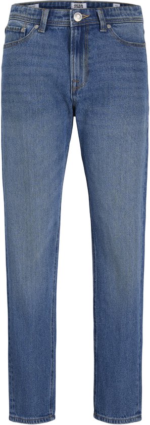 Voorkant van een blauwe spijkerbroek met Jack & Jones logo op de tailleband.