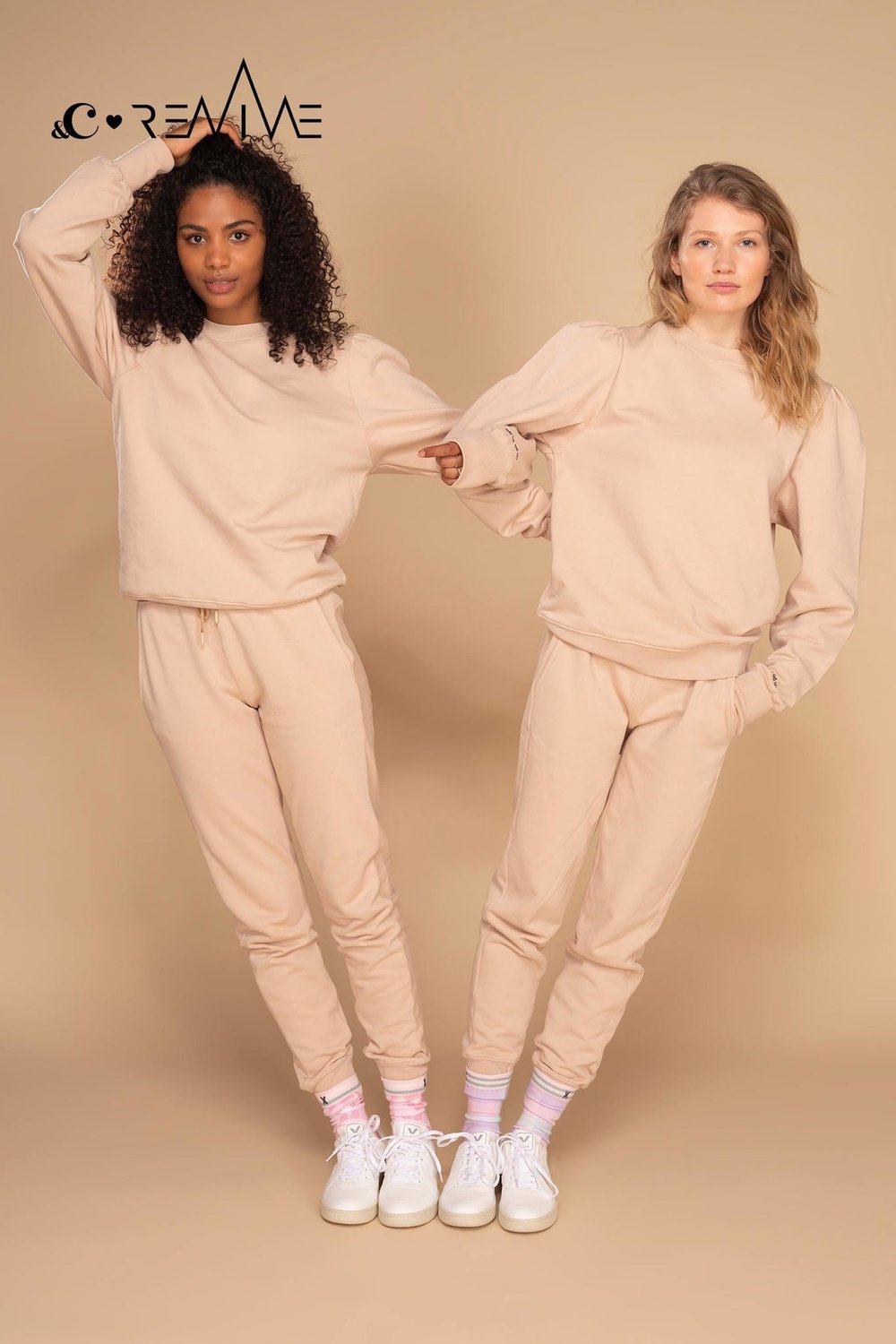 REVIVE x &C - Joggingbroek Dames - Long Length, Biologisch Katoen - Soft Beige - Maat S