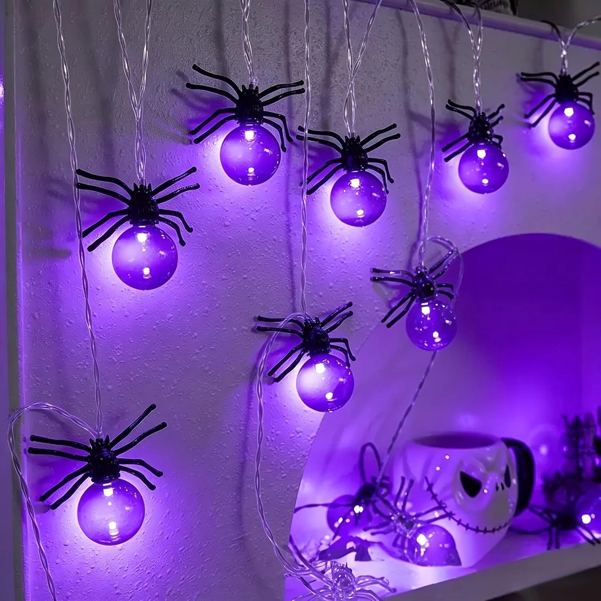 Slingerlichten - Paarse Spin Vormige LED Slingerlichten - Met Transparante Draad en Batterijbox - 2 Standen (Constant en Knipperend) - Geschikt voor Tuin Pad Raam Terras Feest en Spookhuis - 6 Meter - 40 LED's