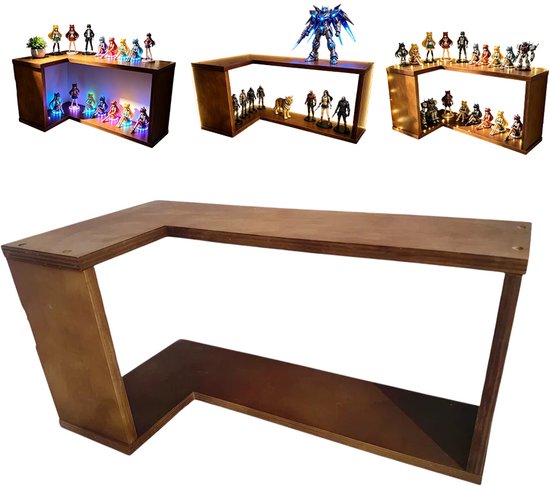 Bruin houten L-vormig wandrek gevuld met actiefiguren, een plant en verlichting.