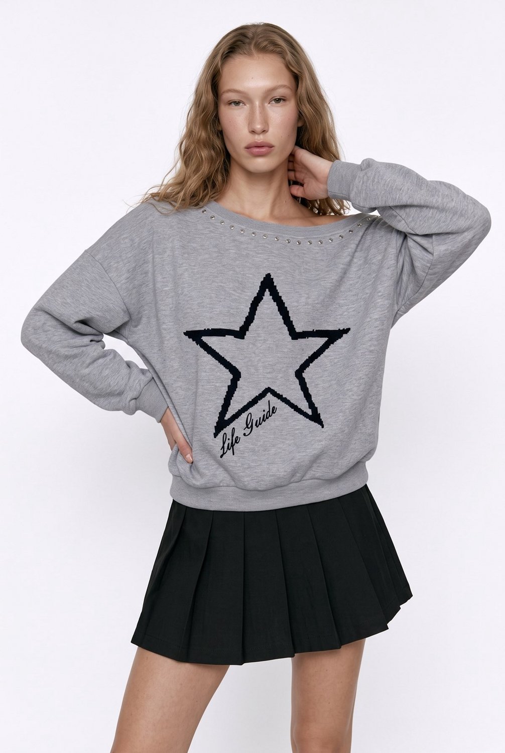 Van Verla - Off-shoulder sweater met sterprint - Lange mouw - Grijs - Maat S