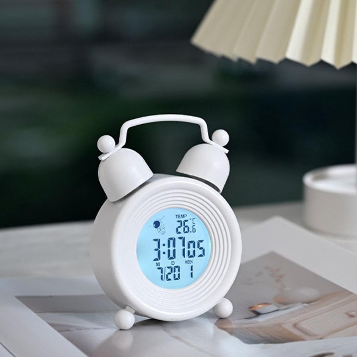 Digitale wekker met dubbele klokken - Met tijd, datum, weekdag, nachtverlichting en geluidsbesturing- Wit
