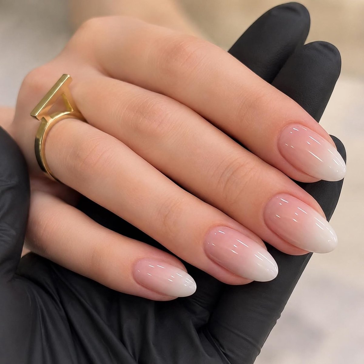 SnelShoppen - 24 Stuks Press-On Nagels Amandelvorm, Kunstnagels Kort met Roze Natuurlijk Kleurverloop, Volledige Dekking, Herbruikbare Nepnagels voor