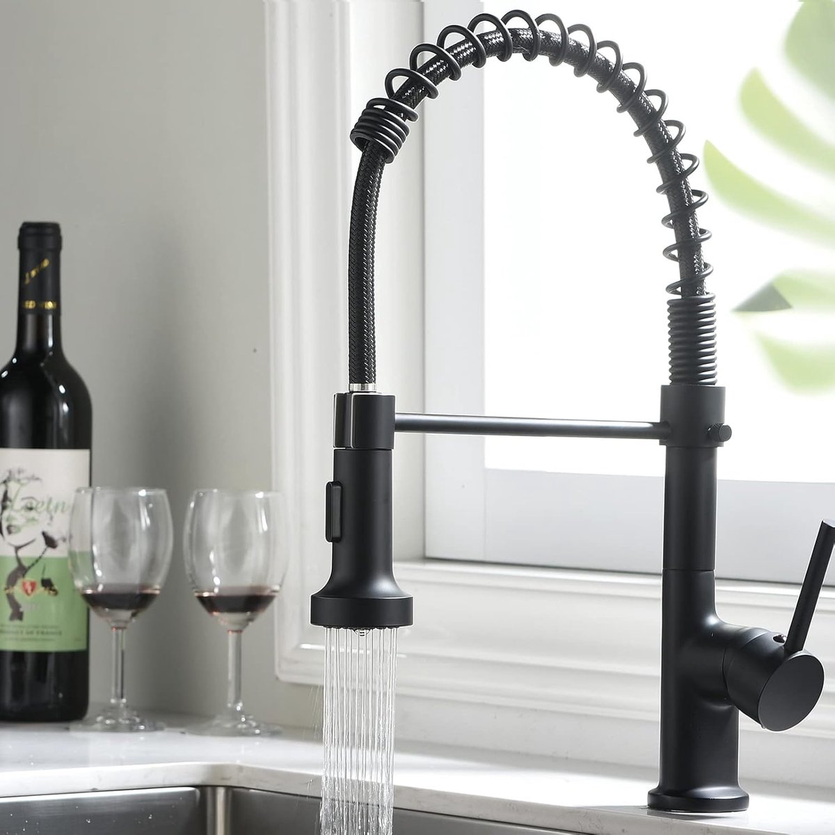 SnelShoppen - Extendable Keukenkraan, 360° Draaiend, Enkelhandige Mengkraan met 2-Weg Sprayfunctie (Shower Jet en Waterstraal) voor Keuken, Zwart