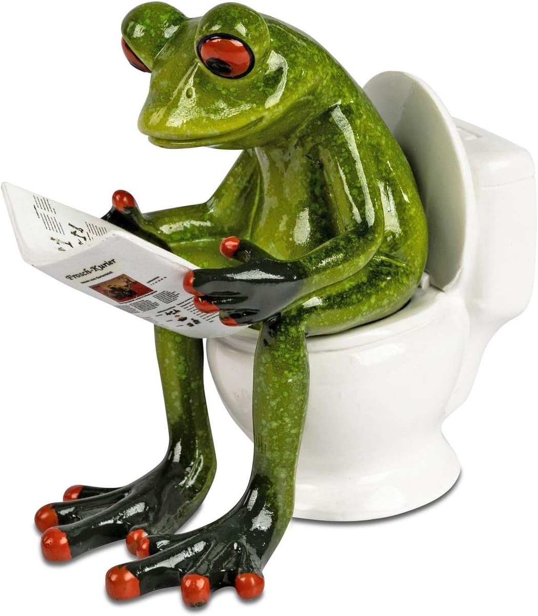 SnelShoppen - Grappige Figuur Decoratie - Handgeschilderde Kikker op Toilet met Krant - 11 cm - Kunststof - Unieke Interieurdecoratie voor Badkamer, K