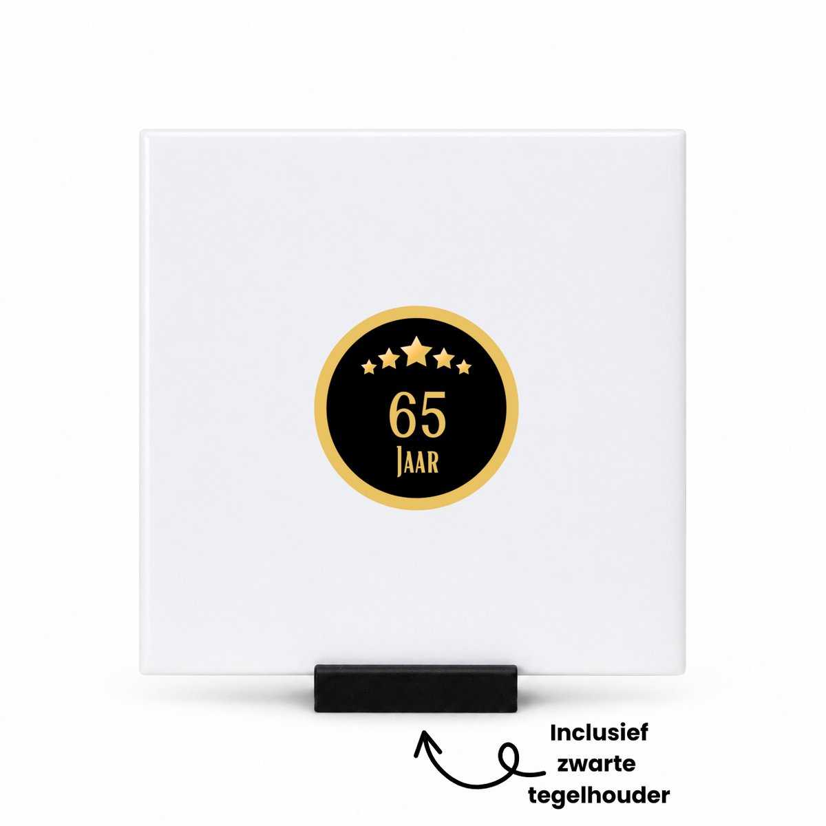 Hacebo 65 jaar tegeltje met tegelhouder - iemand die 65 jaar is geworden of 65 jaar lang een relatie hebben of getrouwd zijn - tegeltjes met tekst - verjaardagscadeau - verjaardag - cadeau - kado - geschenk - gift - spreuktegels - 10.8x10.8 CM Wit