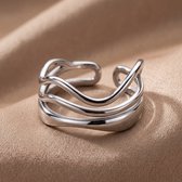 Lundholm Phoenix Ring Dames Zilverkleurig – Verstelbare Statement Ringen Dames Zilver – Premium Stainless Steel – Gelaagd Open Design Waves – One Size – Waterproof & Hypoallergeen – Scandinavisch Design