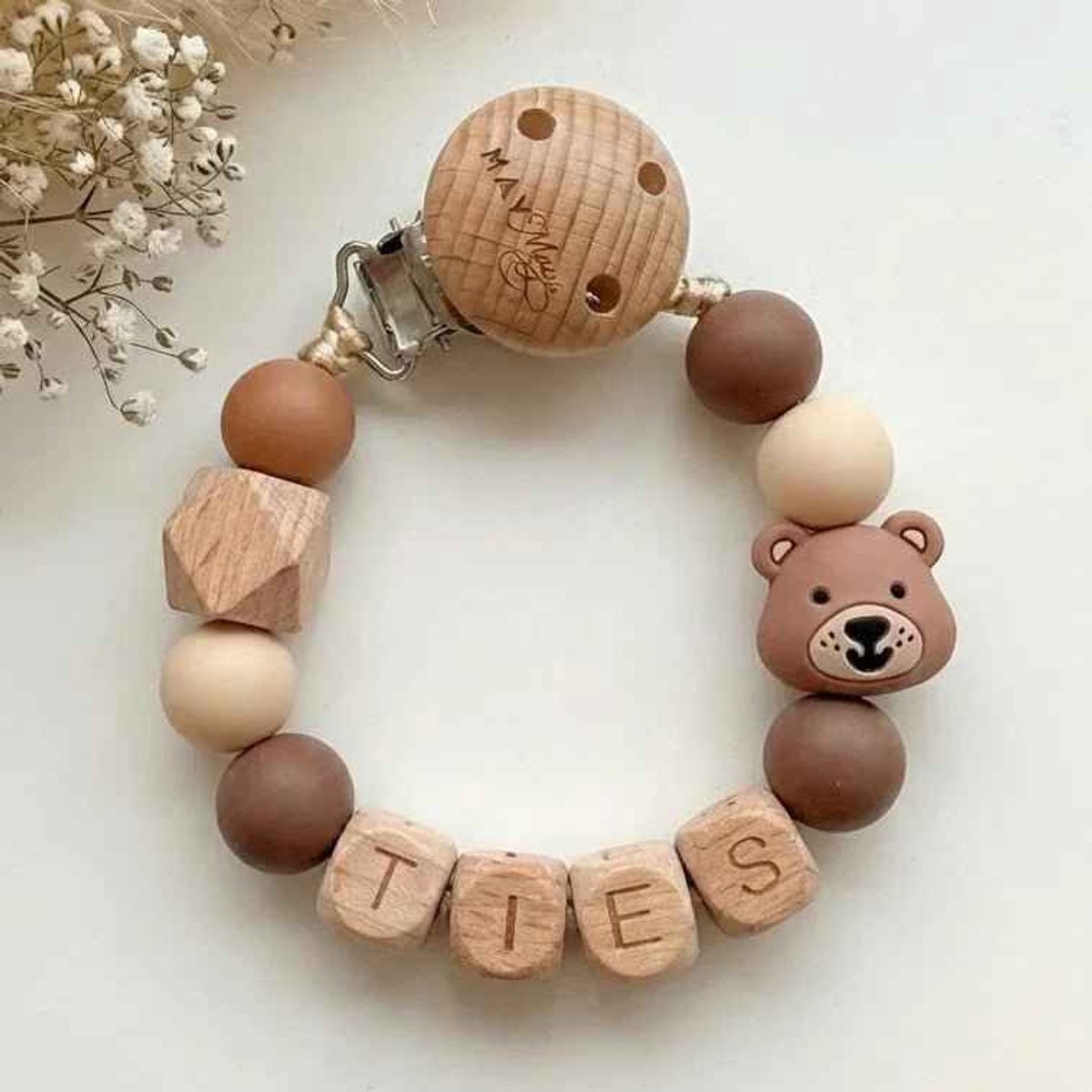 May Mays | Speenkoord met Naam | Beer Bruin Wit | Gepersonaliseerde Speenketting Baby | Kraamcadeau Pasgeborene | Babyshower Cadeau | Newborn Gift | Houten letterkralen