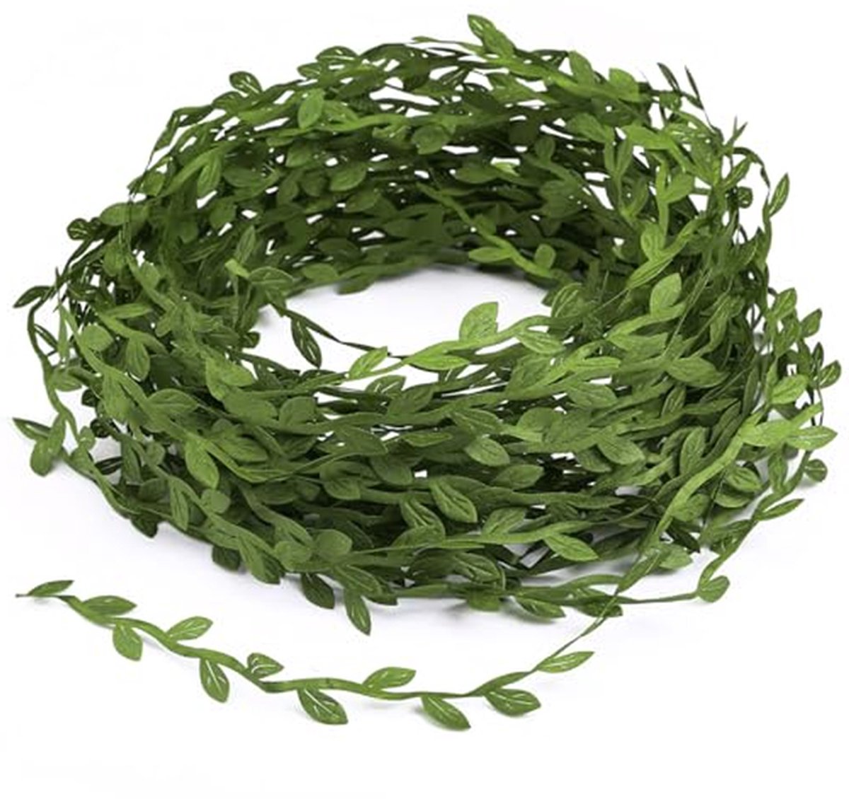 Decoratieve Ranken - Kunstranken Slingers - Feestelijke Decoratie - 20 Meter Lengte - 20 Meter - Groen