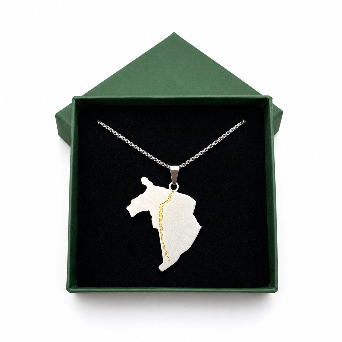 Groningen Ketting – Zilveren Hanger Provincie met Gouden Scheur | Boven Grunn, Onder Druk