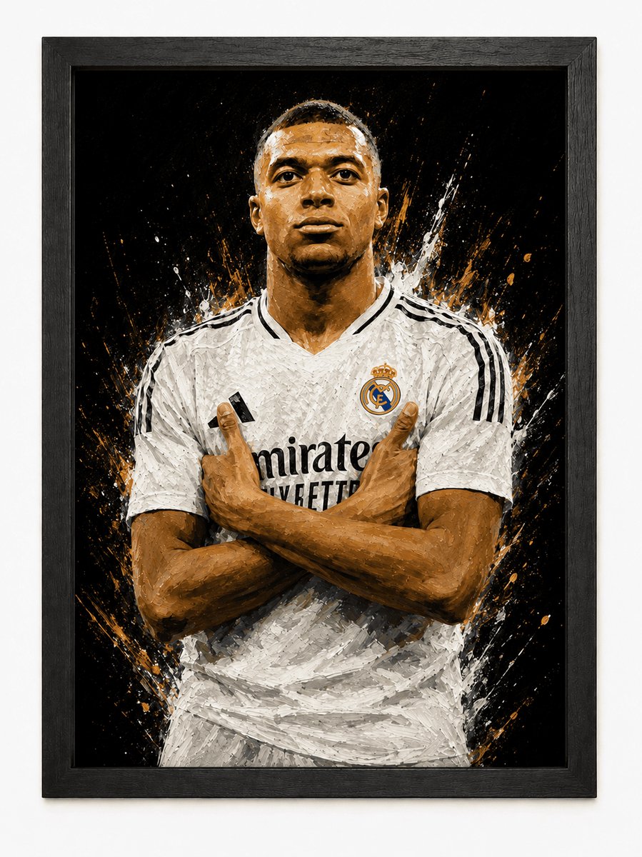 Kylian Mbappé Poster | Real Madrid Voetbalposter | Inclusief Zwarte A4 Lijst | Sport Wanddecoratie