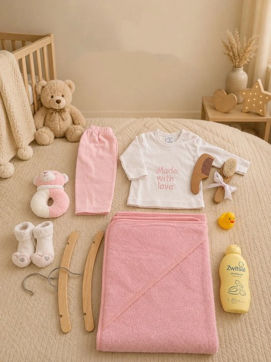 Kraamcadeau roze 12 stuks - Hawsaz.nl cadeau - Luxe Welkomstpakket - Geboortecadeau - babyshower - Babyset - Babykado - Babygeschenk - Babyverzorging Zwitsal - Babykleding - Badcape - Rammelaar - Houten Babykist Deluxe - Gepersonaliseerde — afbeelding 2