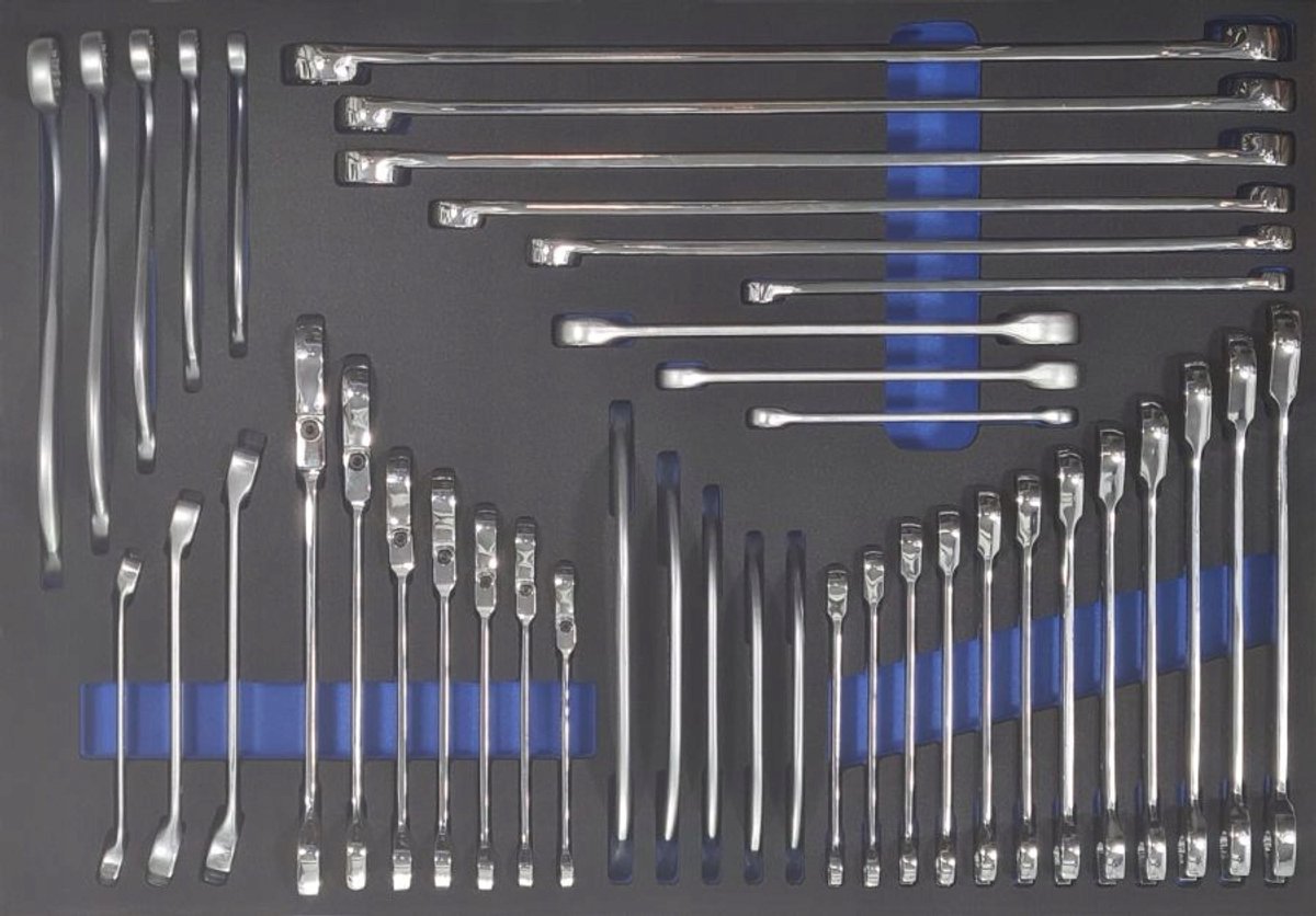 Gereedschapinzet voor gereedschapswagen, 560 mm breed, 41 sleutels