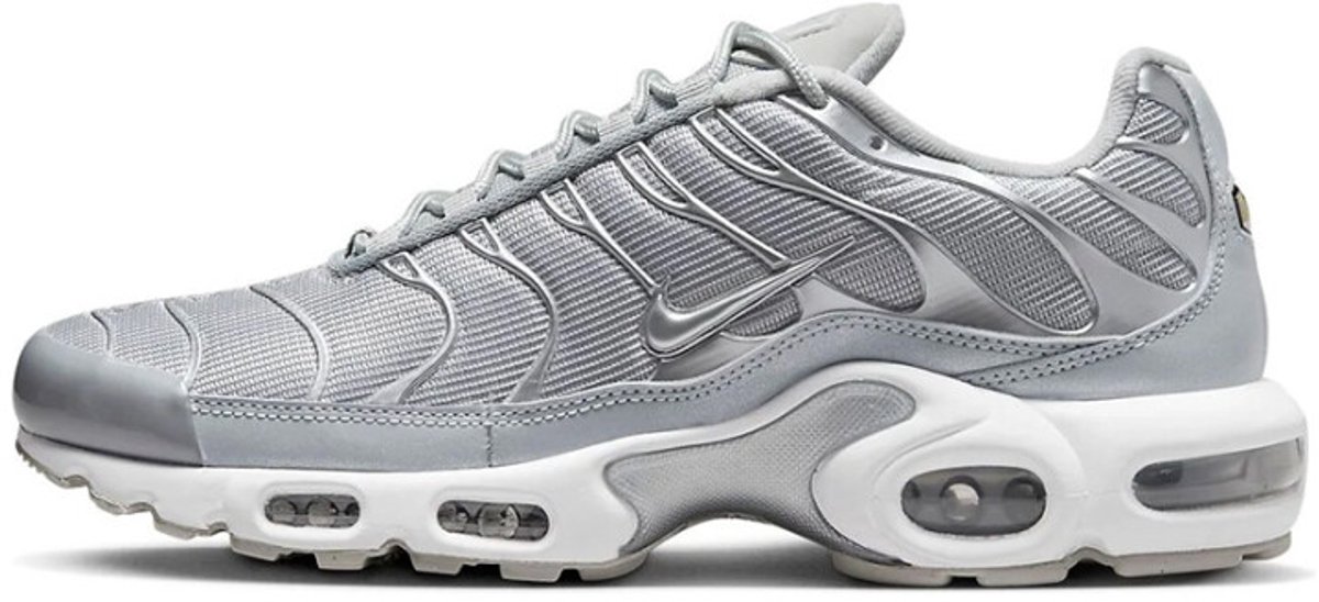 Nike Air Max Plus Metallic Silver - Maat 42