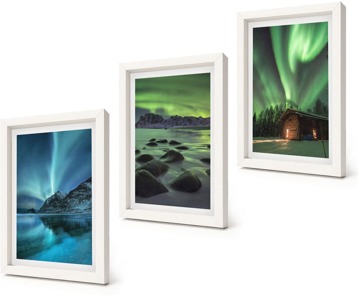 Coloray 3-Delige Schilderij Set - Winterlandschappen met het noorderlicht boven de bergen - 20x30 - Muurdecoratie - Wanddecoratie - Slaapkamer