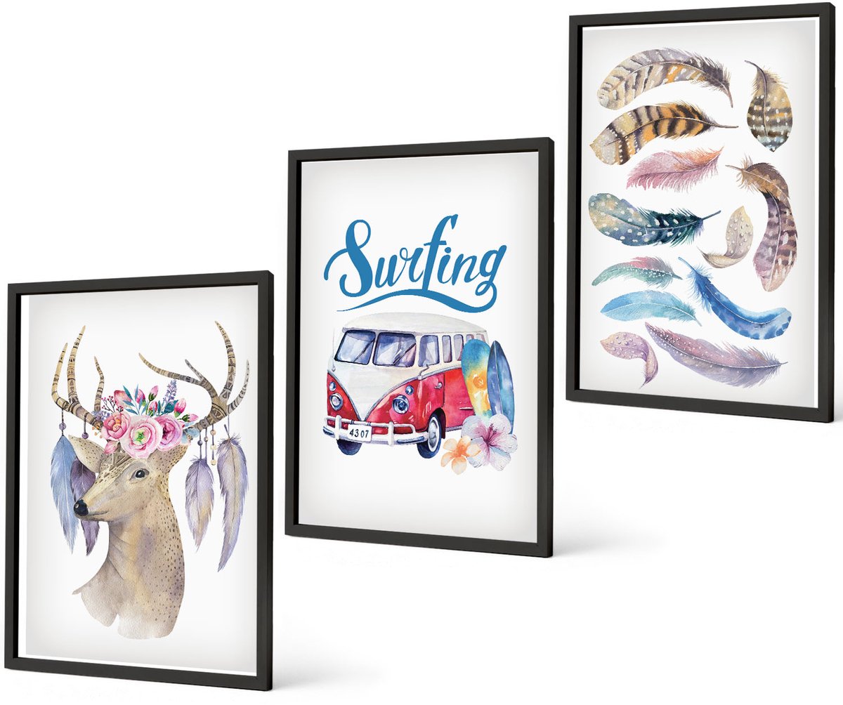 Coloray 3-Delige Schilderij Set - Hert Met Gewei, Bloemen En Veren, Vakantiebusje - 40 x 60 cm - Moderne Wanddecoratie - Slaapkamer