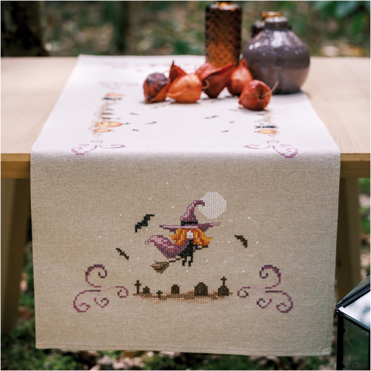 Vervaco - Loper kit Halloween - PN-0237660 - Borduren - Borduurpakket - Borduurpakket volwassenen - Borduurpakket kind