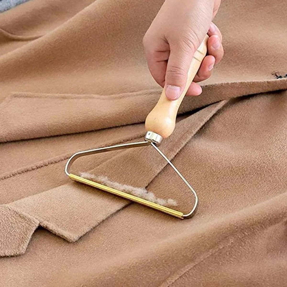 Pluisjes- en dierenharenborstel, Geschikt voor alle soorten kleding.