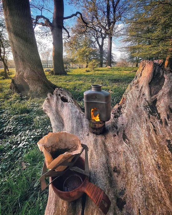 Titanium Kookset voor Kamperen - 1100ml Waterfles, Sterke Outdoor Kom en Kettle, Ideaal voor Avontuurlijke Reizen en Survival Situaties — afbeelding 2