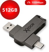Donkergrijze Xedor USB-stick met 512GB opslag en 1120Mbps snelheid. De stick heeft USB-A en USB-C aansluitingen.