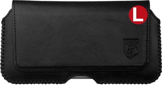 Étui de téléphone noir en similicuir avec passant de ceinture, bords cousus, logo brodé et autocollant 'L'.