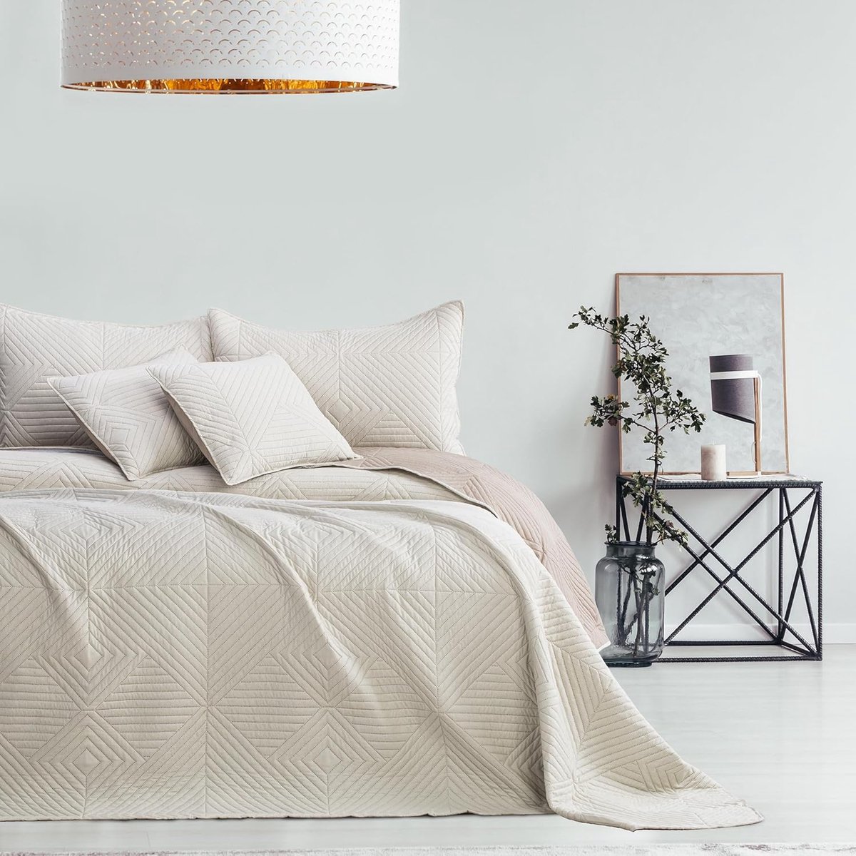 Sprei beige Cappucino 260x280 Bedsprei Dubbelzijdig Ultrasoon Stiksel Polyester Softa