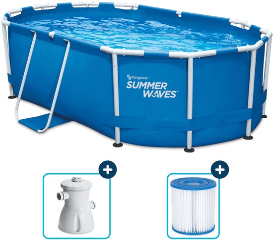 Blauw ovaal Summer Waves frame zwembad met ladder, filterpomp en filterpatroon.
