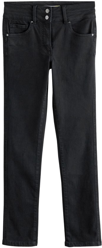 Zwarte slim-fit jeans, geïsoleerd op witte achtergrond.