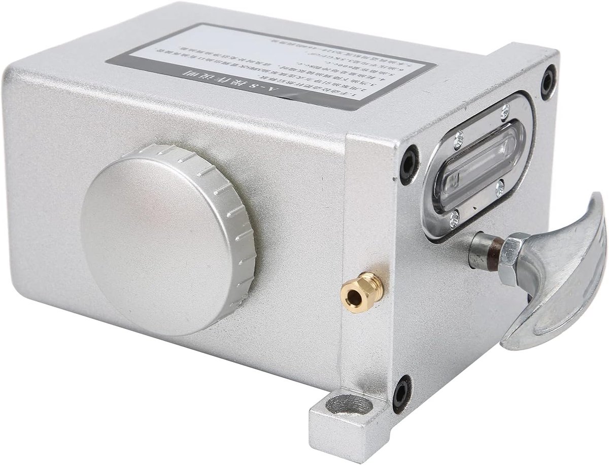Handmatige Smeeroliepomp - Oliepomp Systeem - Machine Onderhoud - Gegoten Aluminium - 0.6 Liter - Grijs