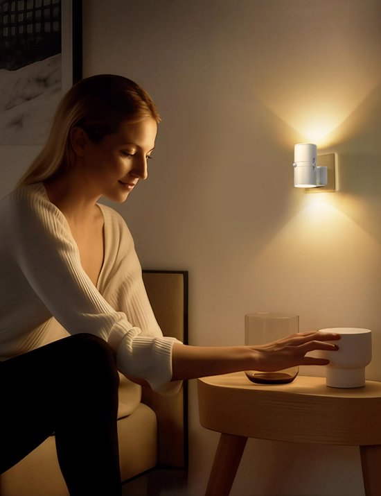 carmdering - Stekkerlamp - Bewegingssensor Lamp Binnen - Nachtlampje Stopcontact - Stekkerspot - Warm Licht - ABS-Kunststof - 9 x 10.5 CM - Wit- Geschikt voor Baby's, Kinderen en Volwassenen van Carmdering — afbeelding 4