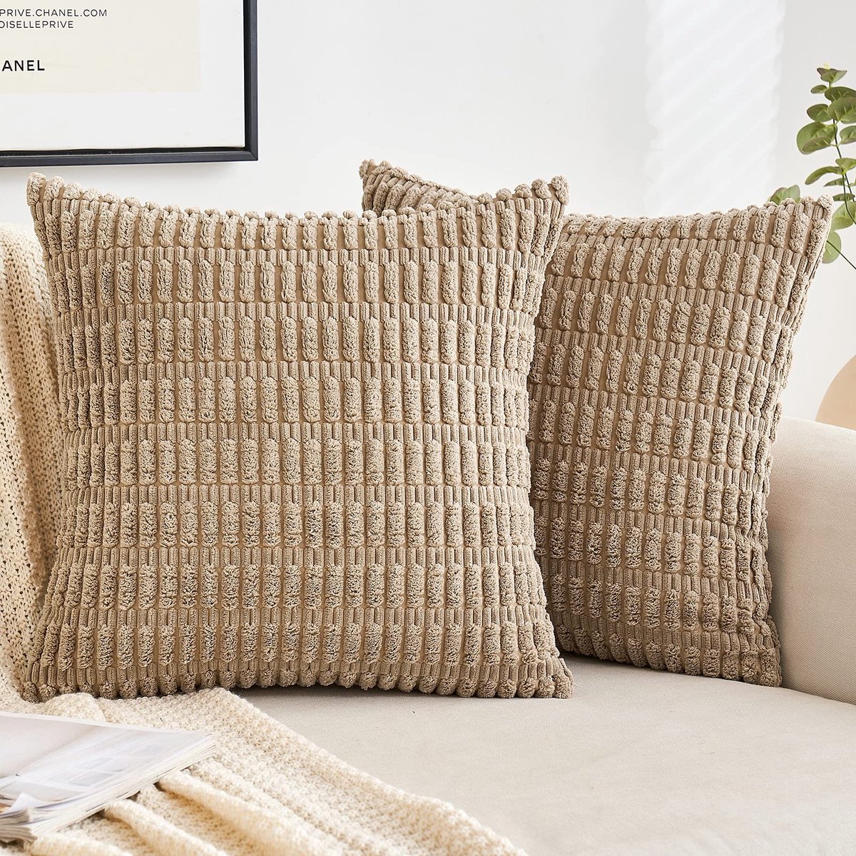 Omgoods - Set van 2 Corduroy Kussenhoezen 45 x 45 cm in Lichtbruin