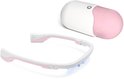 AYO+ lichttherapiebril, wit met roze accenten, naast een witte en roze capsulevormige bewaarcase.