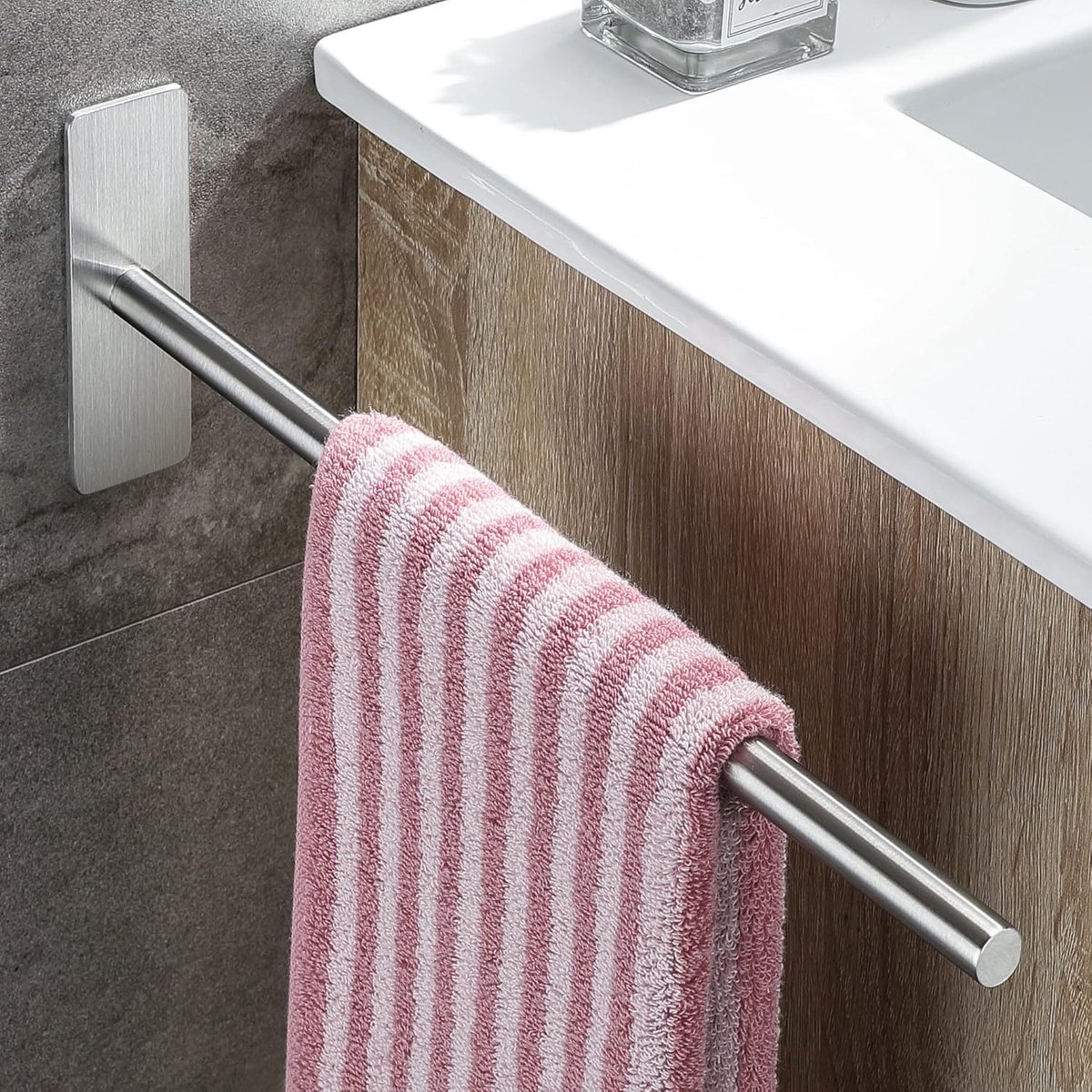 SnelShoppen - Badkamer Handdoekhouder Enkelarm Keuken Handdoekhouder Zelfklevend RVS Geen Boren Zilver 39 cm Modern Minimalistisch