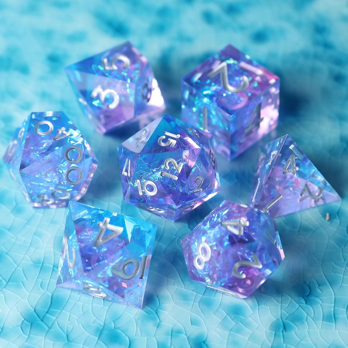 SnelShoppen - Dungeons and Dragons Dobbelstenen Set D4, D6, D8, D10, D12, D20, D% - Handgemaakte Polyhedral Hars met Scherpe Hoeken - 7 Stuks met Cade