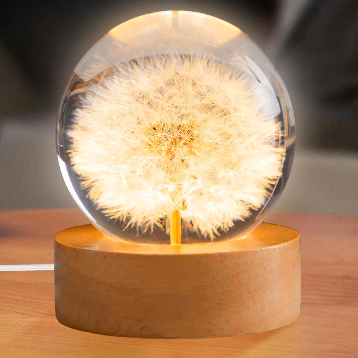 Nachtlampje met kristallen bol - glazen ballamp van 6 cm - houten sokkel - unieke paardenbloem decoratie - ShopVlot