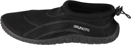 Soulier d'eau Brunotti noir, vu de côté, avec panneaux en mesh et un cordon de serrage.