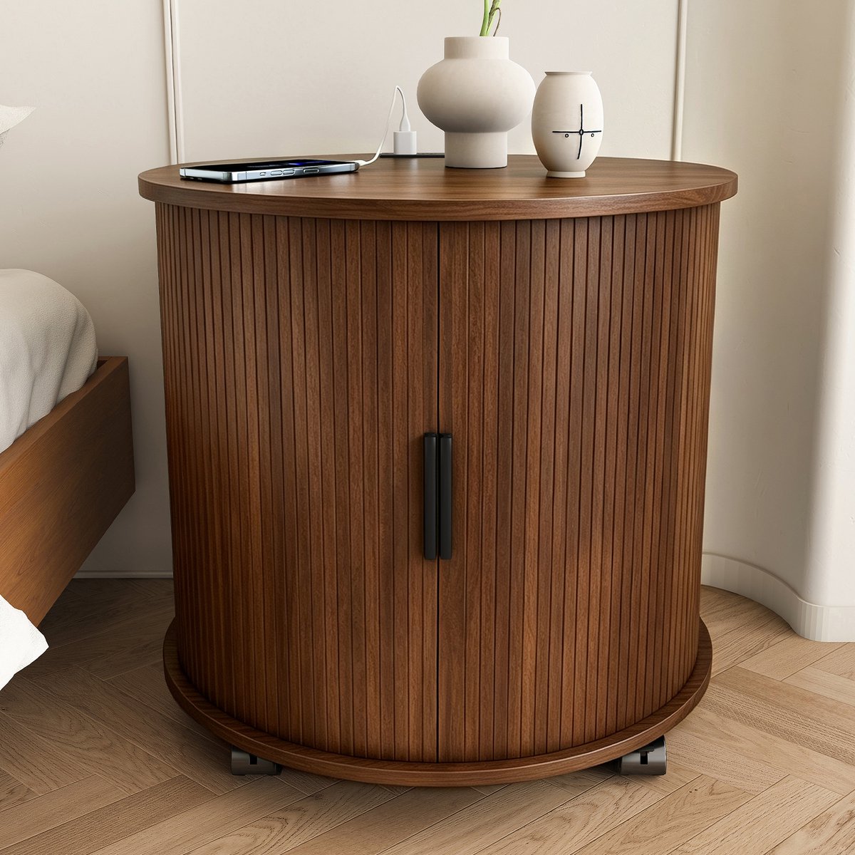DESMIU Bedtafel - Rond Mid Century Design Met Ladestation En Schuifdeur - Voor Slaapkamer En Woonkamer - MDF - Walnoot - 60 Cm
