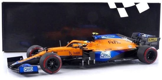 McLaren F1 Team MCL35M #4 Pole Position Russian GP 2021 - 1:18 - Minichamps van Merkloos — afbeelding 4