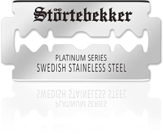 Een Störtebekker scheermesje van platina serie Zweeds roestvrij staal.